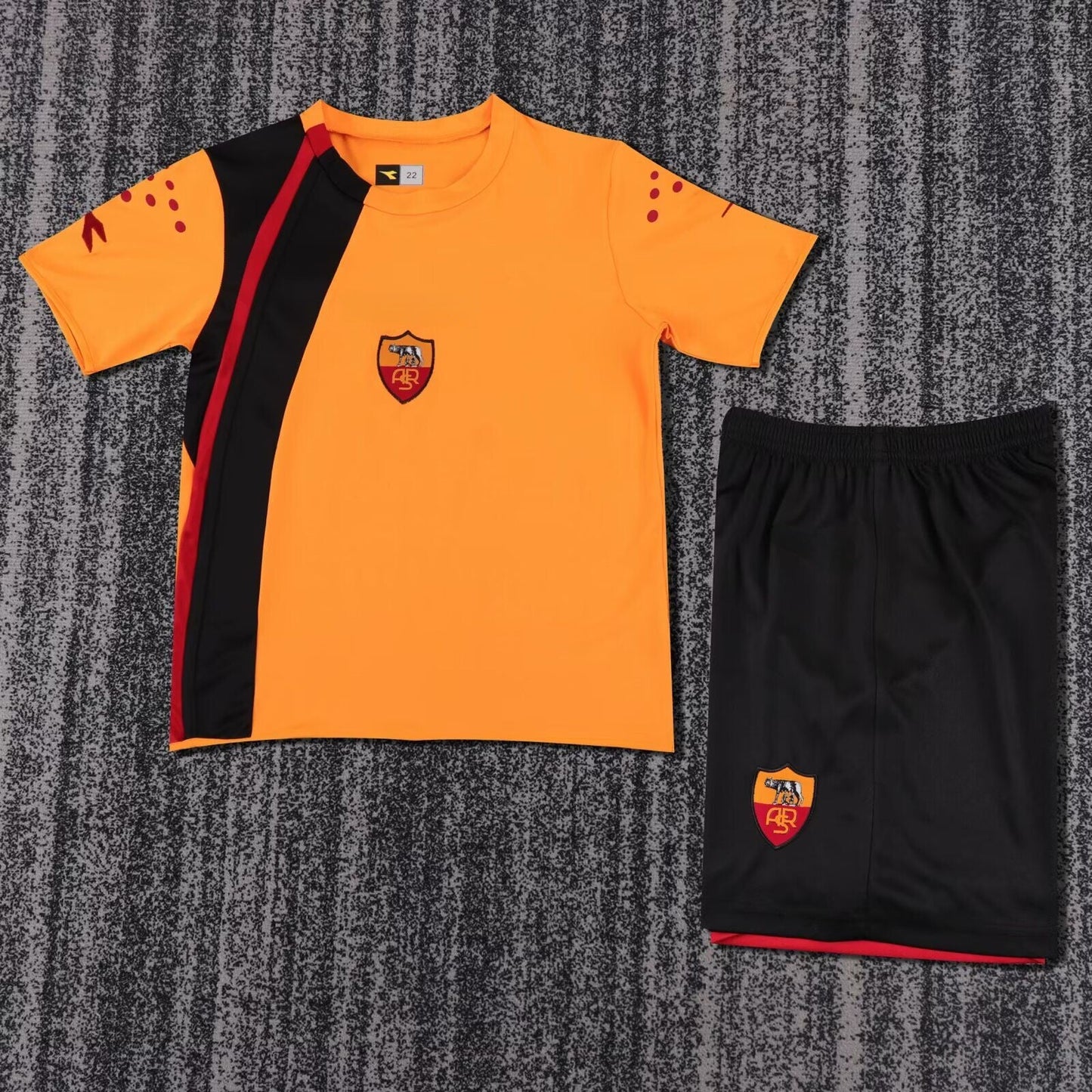 Retro Roma  Kids Children Set Retro Football Jersey Trikot