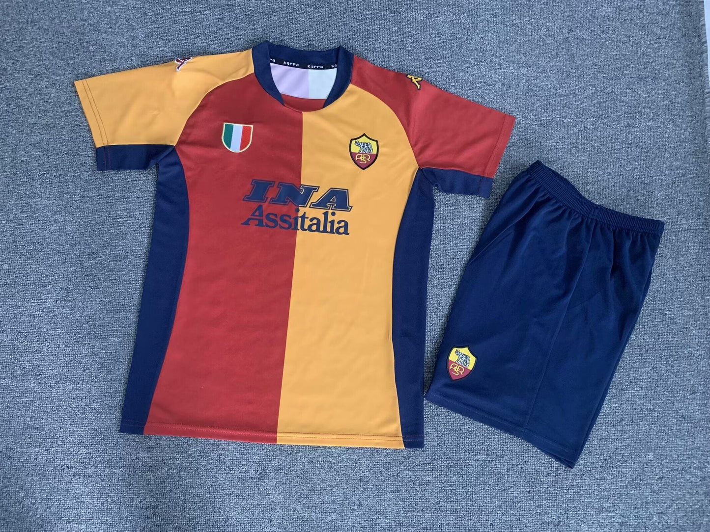 Roma  Retro Kids Children Set Retro Football Jersey Trikot