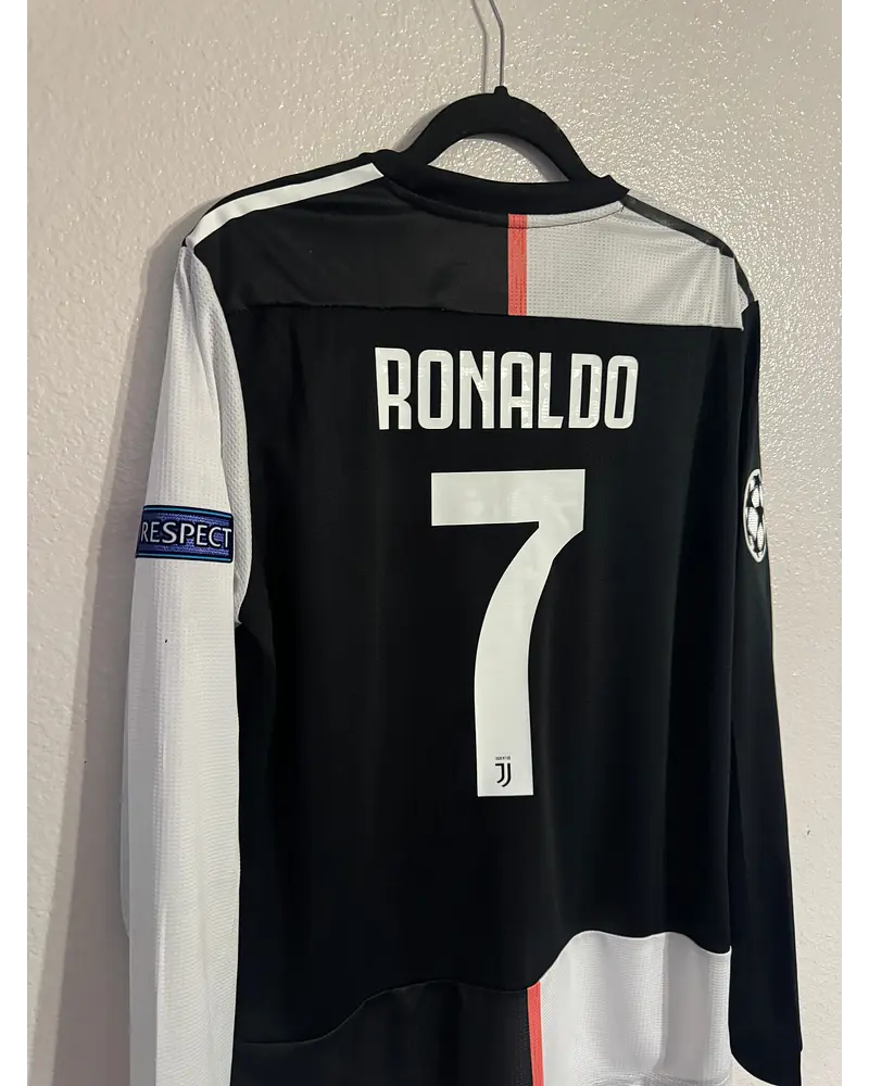 Cristiano Ronaldo Juventus Long Sleeve 2019 2020 Retro Jersey Trikot