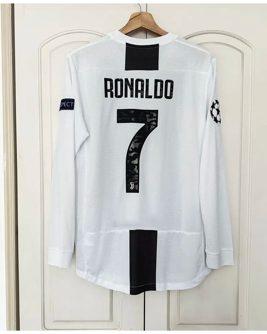 Cristiano Ronaldo Juventus 2018 2019 Long-Sleeve Retro Jersey Trikot