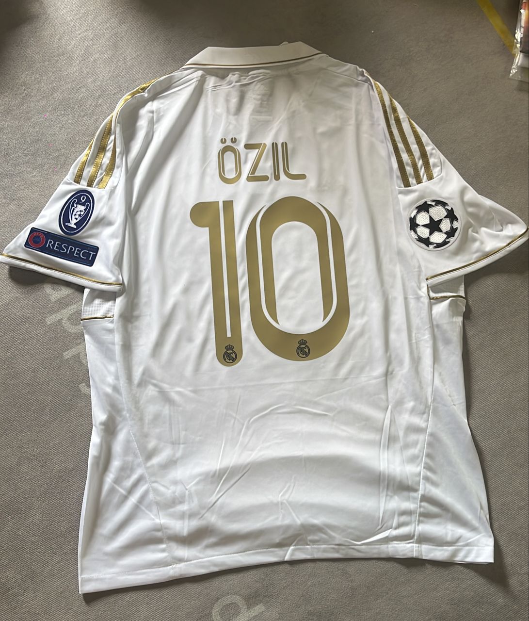 Mesut Ozil Real Madrid 2011/12 Home Jersey - Retro Player Edition