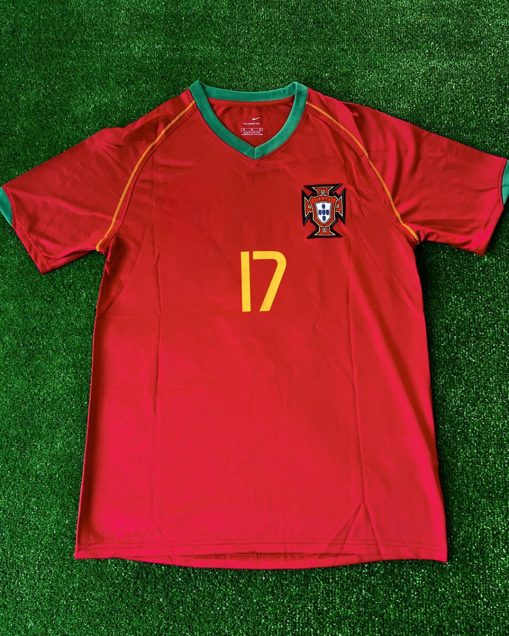 Cristiano Ronaldo Portugal EURO 2004 Retro Short-Sleeve Football Jersey