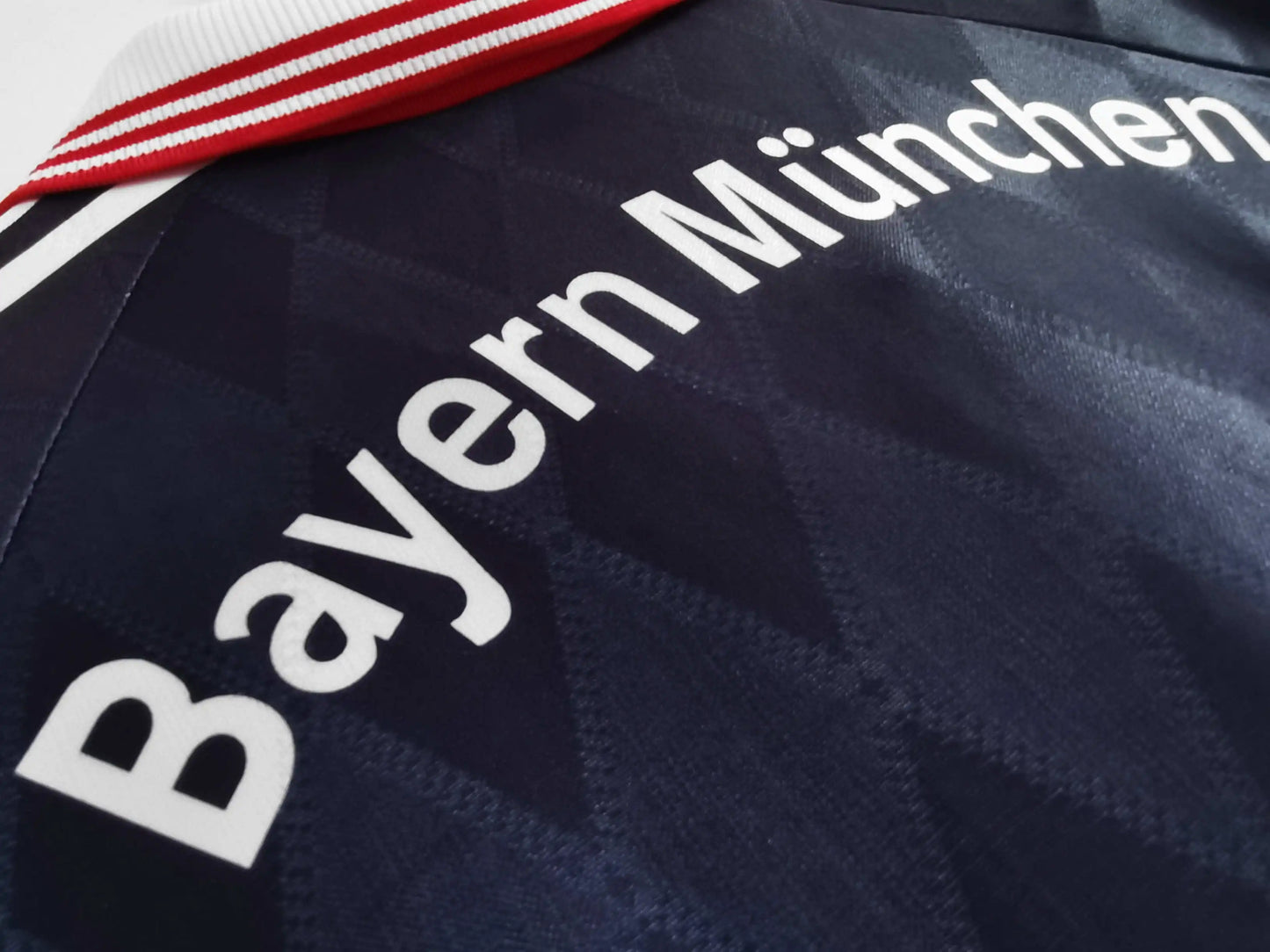 Bayern Munich 1997/99 Home Retro Football Jersey