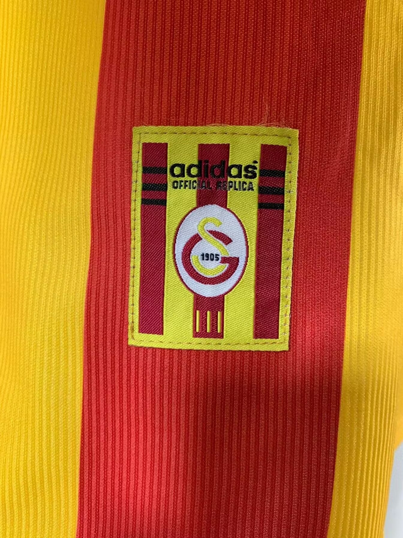 Bulent Korkmaz Galatasaray UEFA 2000 Retro Nostalji Formasi Football Home Trikot Jersey Maillot