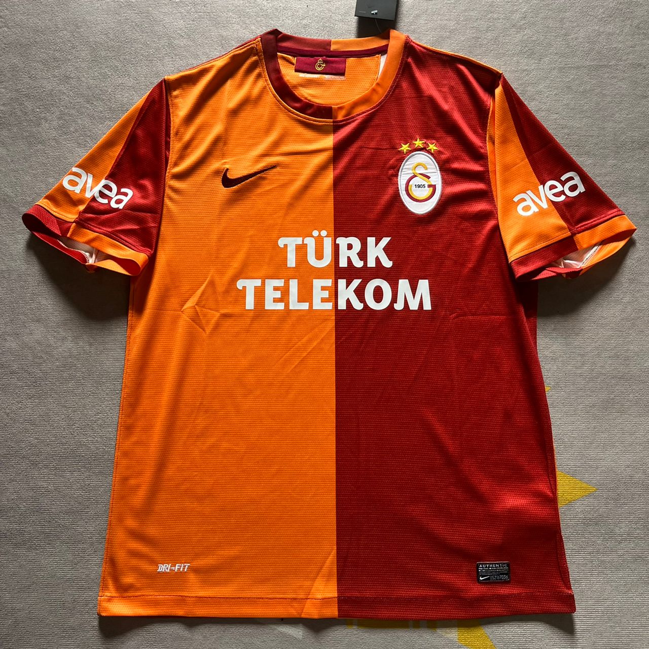 Didier Drogba Galatasaray Retro 12/13 Season Home Jersey Trikot