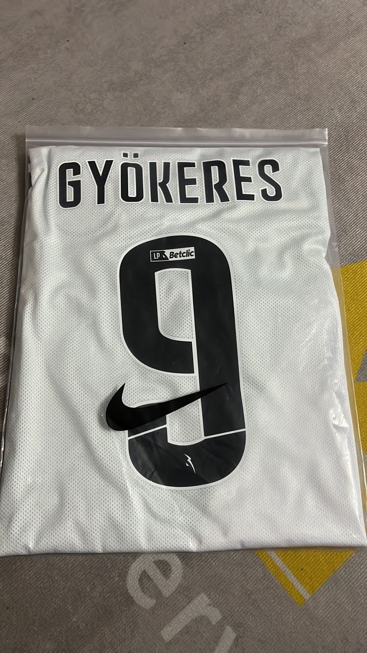 Viktor Gyökeres Sporting CB Lisbon 100th Year Special Commemorative Football Jersey