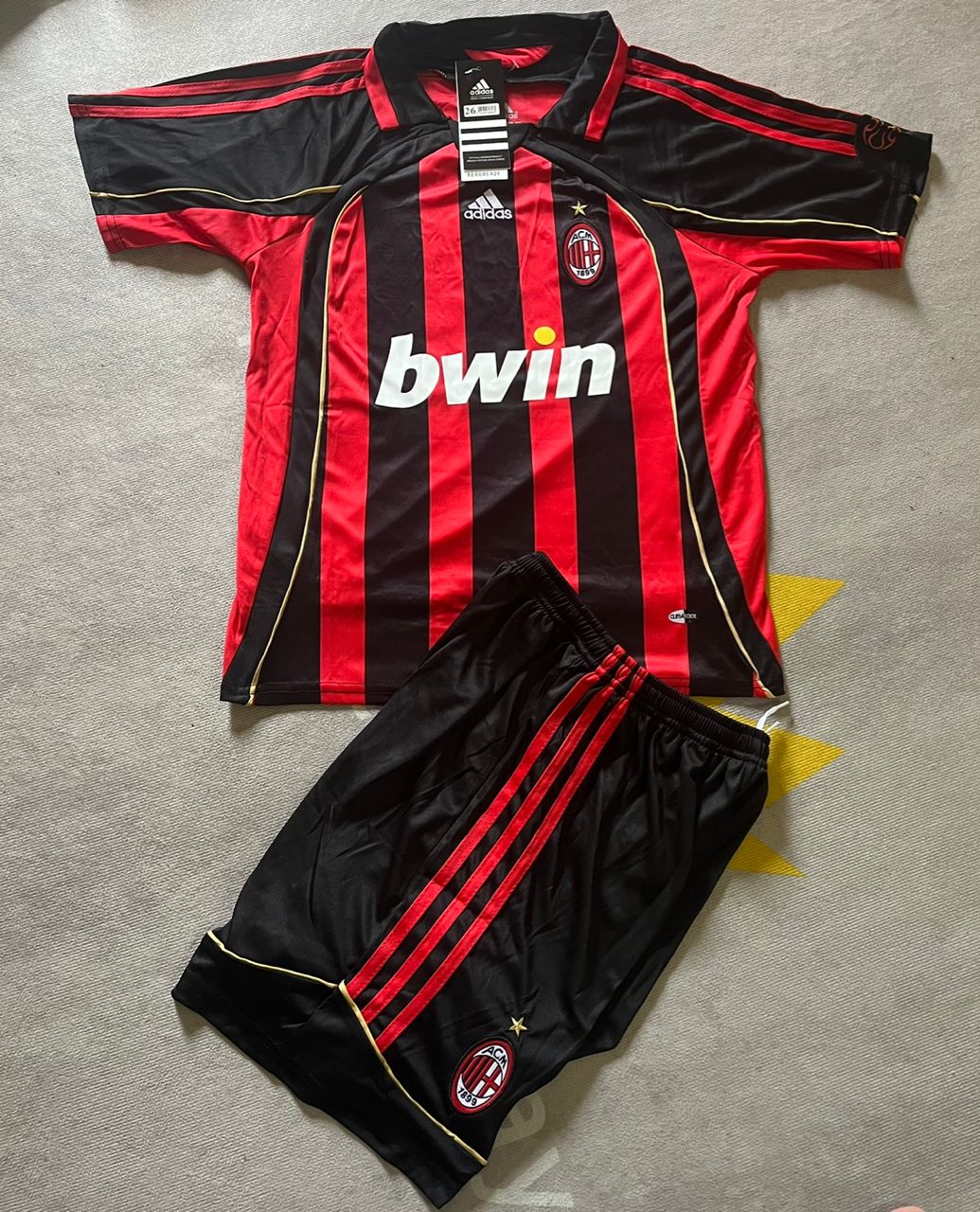 Ronaldo Nazario R9 El Fenomeno AC Milan 2007 Kids Children Home Retro Jersey