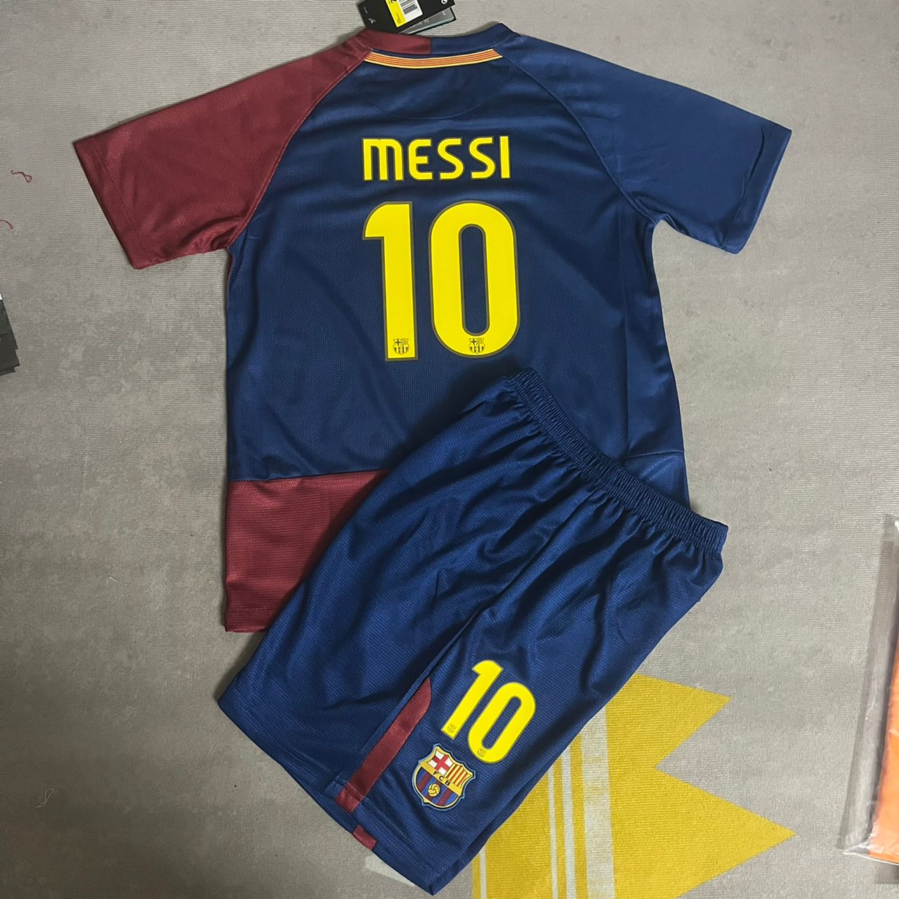 Lionel Messi Barcelona Champion League Final Home Kids Kit Kindertrikot Maillot Enfant Kindertrui (Ages 3-13)