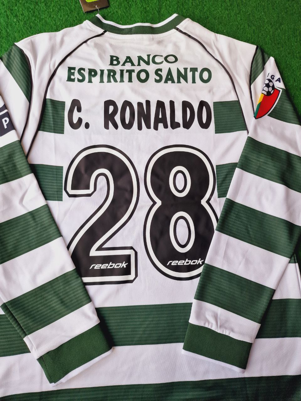 Cristiano Ronaldo Sporting Lisbon 2001 2003 First Season Long Sleeve Retro Jersey