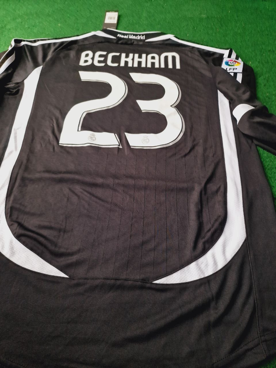 David Beckham Real Madrid 2006/07 Third Long-Sleeved Retro Football Jersey