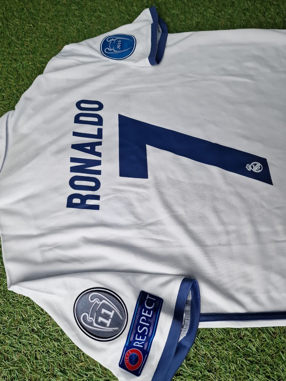 Cristiano Ronaldo Real Madrid White Retro Football Jersey