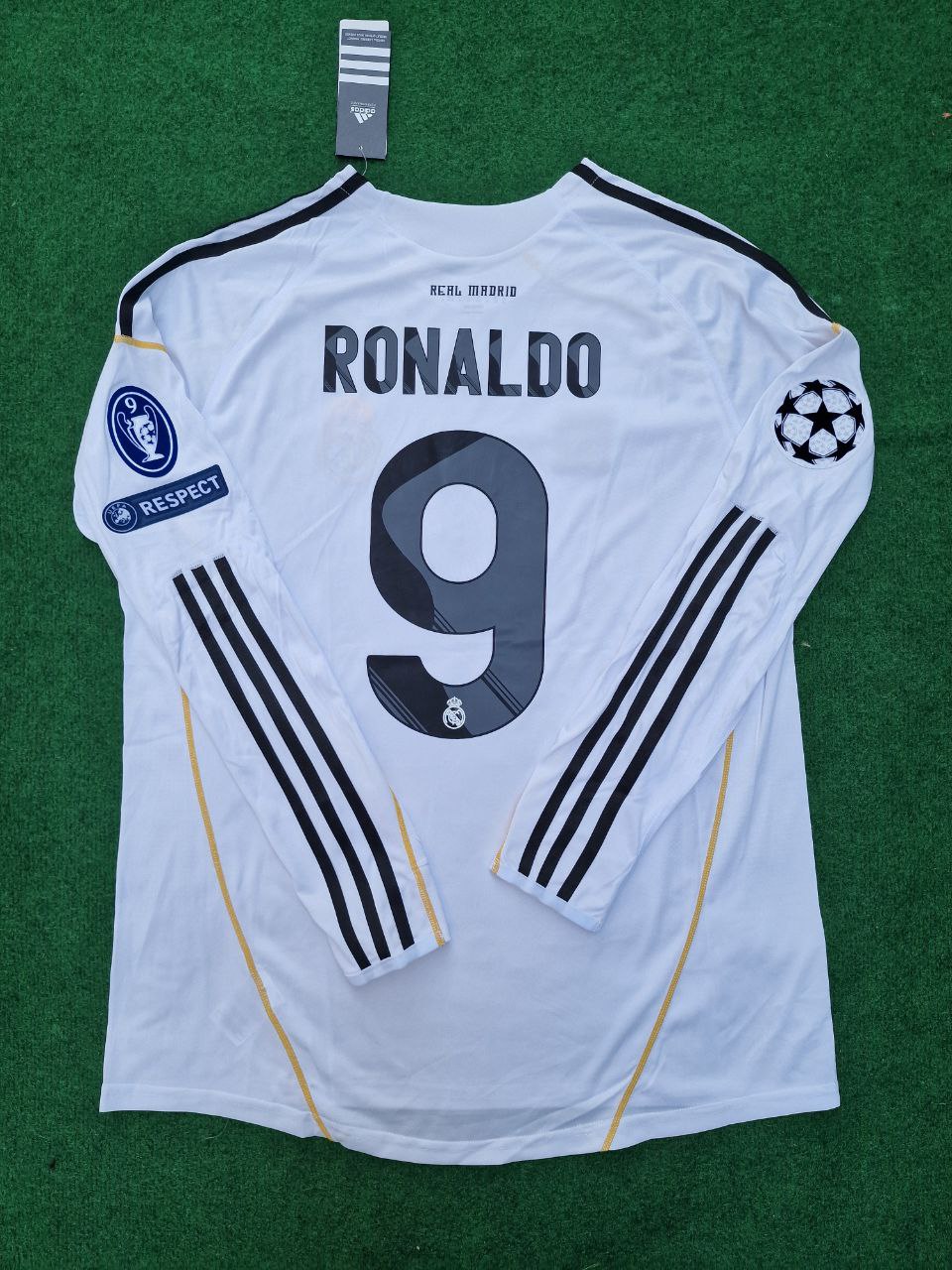 Cristiano Ronaldo Number 9 Real Madrid 2009 Retro Jersey